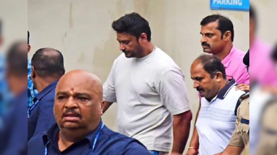 ರೇಣುಕಾಸ್ವಾಮಿ ಪ್ರಕರಣ: ಸಾಕ್ಷ್ಯ ವಿಚಾರಣೆ ವೇಳೆ ನಟ ದರ್ಶನ್ ಖುದ್ದು ಹಾಜರಿಗೆ ಹೈಕೋರ್ಟ್ ಷರತ್ತುಬದ್ಧ ಅನುಮತಿ