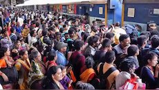 ದಸರಾ, ದೀಪಾವಳಿ ಹಿನ್ನಲೆಯಲ್ಲಿ ಪರಿಷ್ಕೃತ ಸಮಯದೊಂದಿಗೆ ವಿಶೇಷ ರೈಲು ಸೇವೆಗಳ ವಿಸ್ತರಣೆ: ರೈಲ್ವೆ ಇಲಾಖೆಯ ಮಹತ್ವದ ನಿರ್ಧಾರ