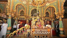 Mysuru Dasara: ಅರಮನೆಯಲ್ಲಿ ಅ.7ರಿಂದ ಧಾರ್ಮಿಕ ಕಾರ್ಯಕ್ರಮ; ವಿಜಯದಶಮಿಯಂದು ಶರನ್ನವರಾತ್ರಿ ಸಂಪನ್ನ