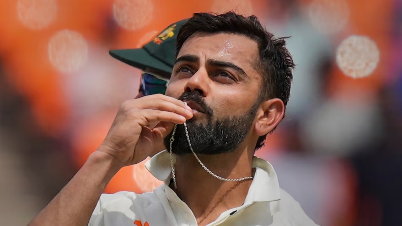 ಕ್ರಿಕೆಟ್ ನಿವೃತ್ತಿ ಘೋಷಿಸಿದ ವಿರಾಟ್ ಕೊಹ್ಲಿ ಒಟ್ಟು ಆಸ್ತಿ ಎಷ್ಟು ಕೋಟಿ ಗೊತ್ತೇ? ಕ್ರಿಕೆಟ್ ನಿವೃತ್ತಿ ಘೋಷಿಸಿದ ವಿರಾಟ್ ಕೊಹ್ಲಿ ಒಟ್ಟು ಆಸ್ತಿ ಎಷ್ಟು ಕೋಟಿ ಗೊತ್ತೇ?