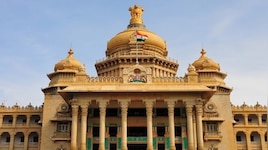ಪೊಲೀಸ್ ಇಲಾಖೆಯಲ್ಲಿ ಭರ್ಜರಿ ವರ್ಗಾವಣೆ: 18 ಡಿವೈಎಸ್ಪಿ, 49 ಇನ್‌ಸ್ಪೆಕ್ಟರ್ಸ್‌ ಟ್ರಾನ್ಸಫರ್‌