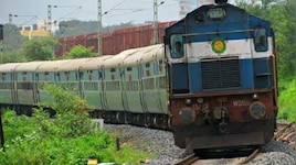 ತಿರುಪತಿ–ವಿಜಯಪುರ ವಿಶೇಷ ರೈಲು: ವೇಳಾಪಟ್ಟಿ ಪ್ರಕಟ, ಕರ್ನಾಟಕದ ಹಲವು ಜಿಲ್ಲೆಗಳ ಪ್ರಯಾಣಿಕರಿಗೆ ಅನುಕೂಲ!