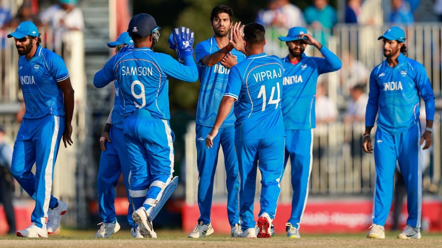 Ind vs Pak; ಪಾಕ್‌ ಪಕ್ಕೆಲುಬು ಮುರಿದ ಶ್ರೇಯಸ್‌ ಅಯ್ಯರ್‌ ಪಡೆ, Gold Medal.. ಅಭಿ, ತಿಲಕ್‌ ಮಿಂಚಿನ ಬ್ಯಾಟಿಂಗ್   