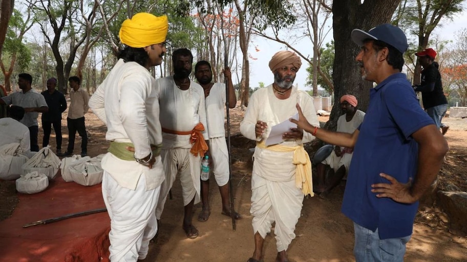 ವೀರಭೂಮಿ ಮ್ಯೂಸಿಯಂನಲ್ಲಿ ರಾಯಣ್ಣನ ಶೌರ್ಯಗಾಥೆ.. ಬೆಳ್ಳಿಪರದೆ ಮೇಲಿನ ದೃಶ್ಯಕಾವ್ಯಕ್ಕೆ ಕನ್ನಡಿಗರು ಮನಸೋತ ಕ್ಷಣ!