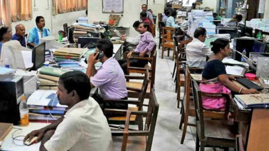 8ನೇ ವೇತನ ಆಯೋಗ: ಸರ್ಕಾರಿ ನೌಕರರ ಮೂಲ ವೇತನ ₹47,600 ದಿಂದ ₹1,22,332 ಮೀರುವ ಸಾಧ್ಯತೆ!
