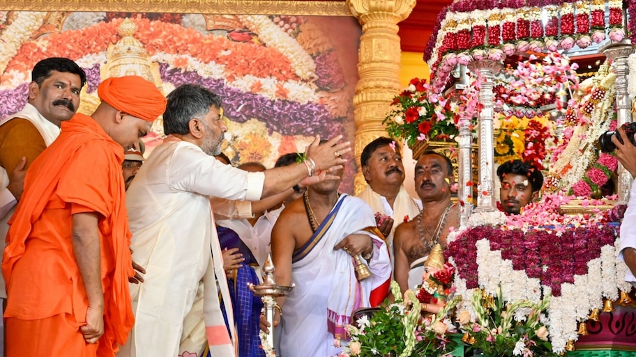 ಮೈಸೂರು ದಸರಾ 2026 ಮಹೋತ್ಸವಕ್ಕೆ ವಿಧ್ಯುಕ್ತ ಚಾಲನೆ : ಸಂಪ್ರದಾಯ ಉಲ್ಲಂಘನೆ, ಸಚಿವರ ಯಡವಟ್ಟು