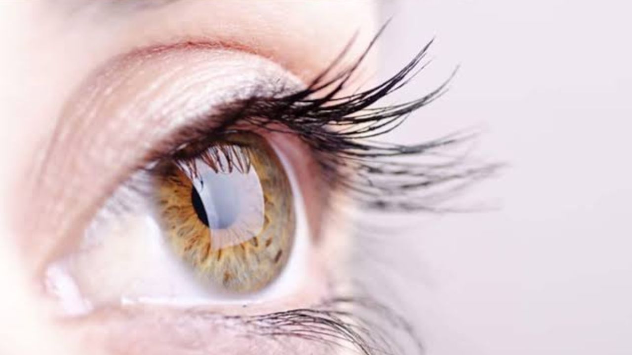 Body indication for eye test