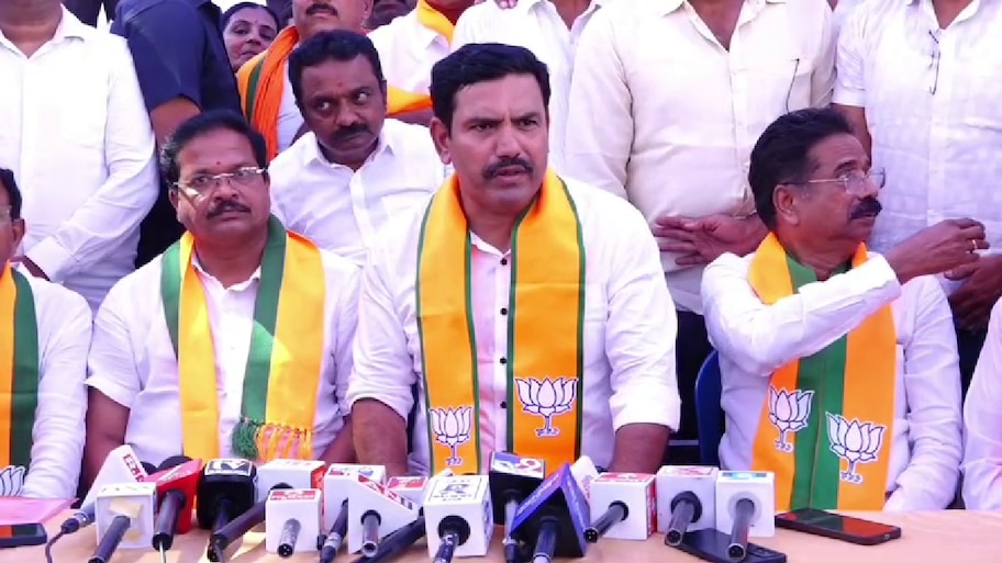 ರಾಜ್ಯದಲ್ಲಿ ಮೂರನೇ ಮುಖ್ಯಮಂತ್ರಿ ಬಂದರೂ ಅಚ್ಚರಿಯಿಲ್ಲ: ಬಿ.ವೈ.ವಿಜಯೇಂದ್ರ ಸ್ಫೋಟಕ ಹೇಳಿಕೆ