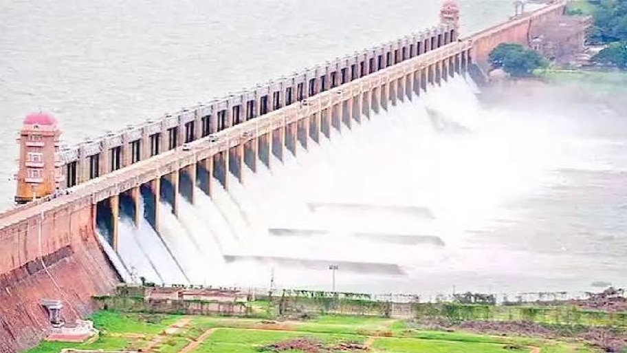 KRS ಡ್ಯಾಂ ನೀರಿನ ಮಟ್ಟ 100 ಅಡಿಗೆ ಕುಸಿತ! ತಮಿಳುನಾಡಿಗೆ ನೀರು ಹರಿವು ಮುಂದುವರಿಕೆ, ರೈತರಲ್ಲಿ ಆತಂಕ