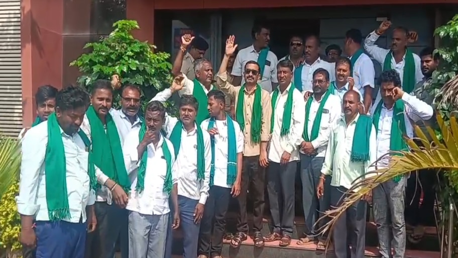 ಕಬ್ಬಿನ ದರ ನಿಗದಿಗೆ ರೈತರ ಹೋರಾಟ: ಕೇಂದ್ರ ಸರ್ಕಾರಕ್ಕೆ ಮತ್ತೆ ಡೆಡ್‌ಲೈನ್ ನೀಡಿದ ರೈತರು
