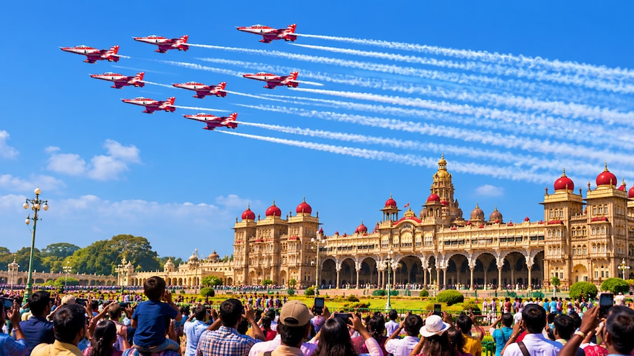 ಮೈಸೂರು ದಸರಾ ಏರ್ ಶೋ: ನಾಳೆ ಆಕಾಶದಲ್ಲಿ ಸೂರ್ಯಕಿರಣ್ ತಂಡದ ಅದ್ಭುತ ವೈಮಾನಿಕ ಕಸರತ್ತು