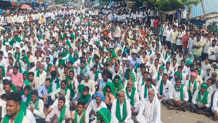 ಅ.23ಕ್ಕೆ ಮಂಡ್ಯದಲ್ಲಿ ಅನ್ನದಾತರ ರಣಕಹಳೆ! ಬೆಂಗಳೂರು–ಮೈಸೂರು ಹೆದ್ದಾರಿ ಬಂದ್‌ಗೆ ಕರೆ!
