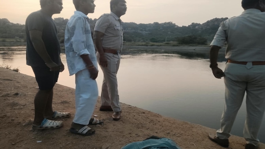 ತುಂಗಭದ್ರಾ ಎಡದಂಡೆ ಕಾಲುವೆಯಲ್ಲಿ ಈಜಲು ಹೋಗಿ 17 ವರ್ಷದ ಯುವಕ ನಾಪತ್ತೆ; ಕಾಲುವೆಯಲ್ಲಿ ಮೊಸಳೆ ಪ್ರತ್ಯಕ್ಷ!