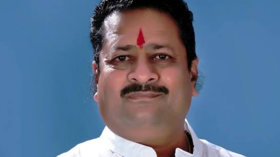 ಬಿಜೆಪಿಯಲ್ಲೂ ಇದೆ ಸಿಡಿ ಫ್ಯಾಕ್ಟರಿ, ಶೀಘ್ರದಲ್ಲೇ ಸ್ಫೋಟವಾಗಲಿದೆ! ರಾಜಕೀಯ ಬ್ಲ್ಯಾಕ್‌ಮೇಲ್ ಕಥೆ ಬಿಚ್ಚಿಟ್ಟ ಯತ್ನಾಳ್