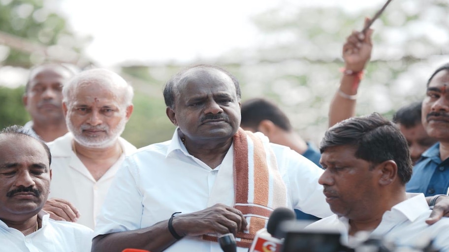 ರಾಜ್ಯ ರಾಜಕೀಯಕ್ಕೆ ಎಚ್.ಡಿ. ಕುಮಾರಸ್ವಾಮಿ ರೀ ಎಂಟ್ರಿ: ನವೆಂಬರ್ ಕ್ರಾಂತಿಗೆ ವೇದಿಕೆ ಸಿದ್ಧ!