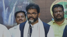 ರಾಜ್ಯದಲ್ಲಿ ಕಾಂಗ್ರೆಸ್ ಸರ್ಕಾರ ಸಂಪೂರ್ಣ ದಿವಾಳಿಯಾಗಿದೆ: ವಿಪಕ್ಷ ನಾಯಕ ಛಲವಾದಿ ನಾರಾಯಣಸ್ವಾಮಿ ಆರೋಪ