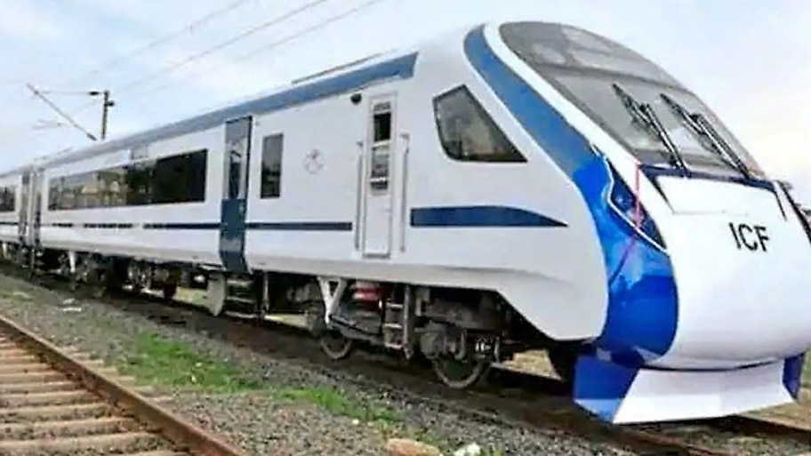 ವಂದೇ ಭಾರತ್ ಎಕ್ಸ್‌ಪ್ರೆಸ್‌ ನಿಲುಗಡೆಗೆ ಸುರತ್ಕಲ್ ನಿವಾಸಿಗಳ ಆಗ್ರಹ